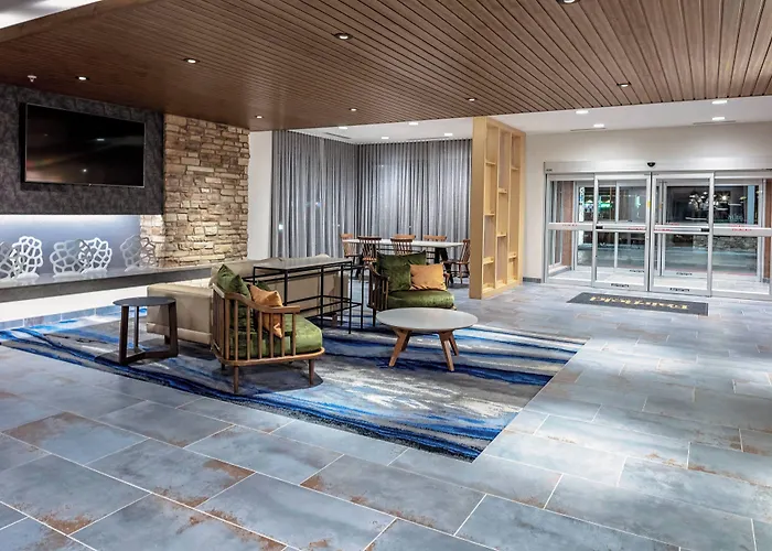 Fairfield By Marriott Port Clinton Waterfront Hotel