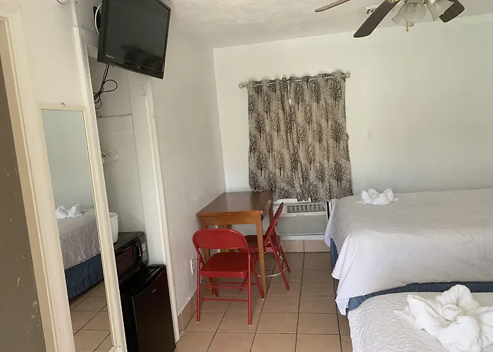 Sunshine Motel