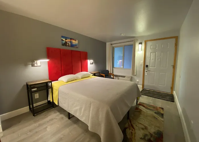 Aircrest Motel