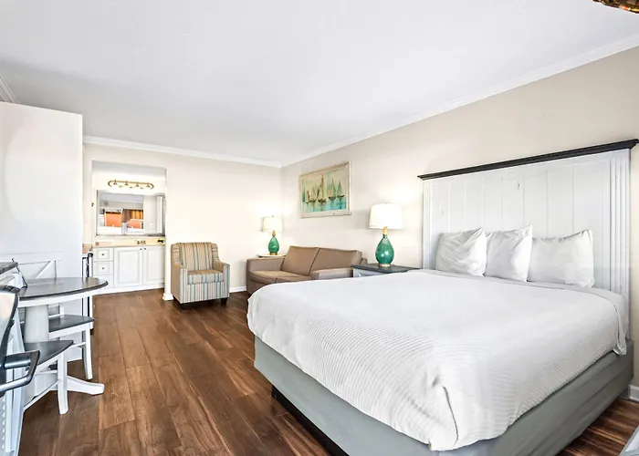 Club Destin Condos