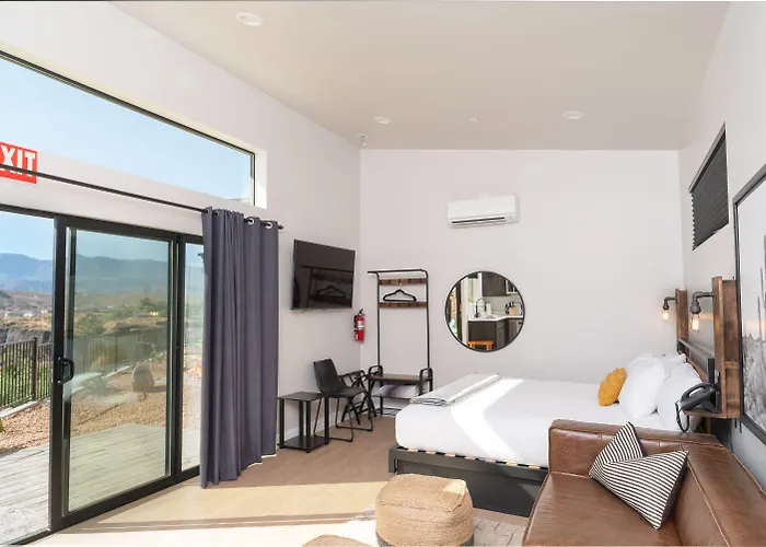 The Dwellings Hotel La Verkin