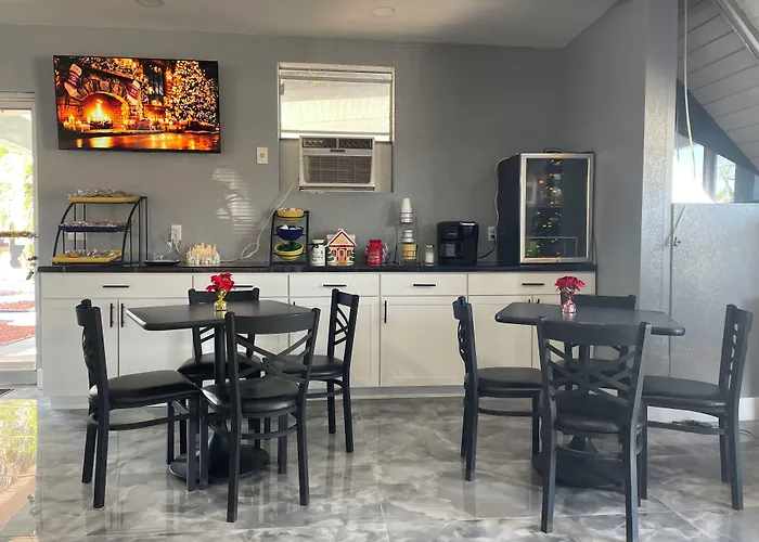 Regency Inn Perry