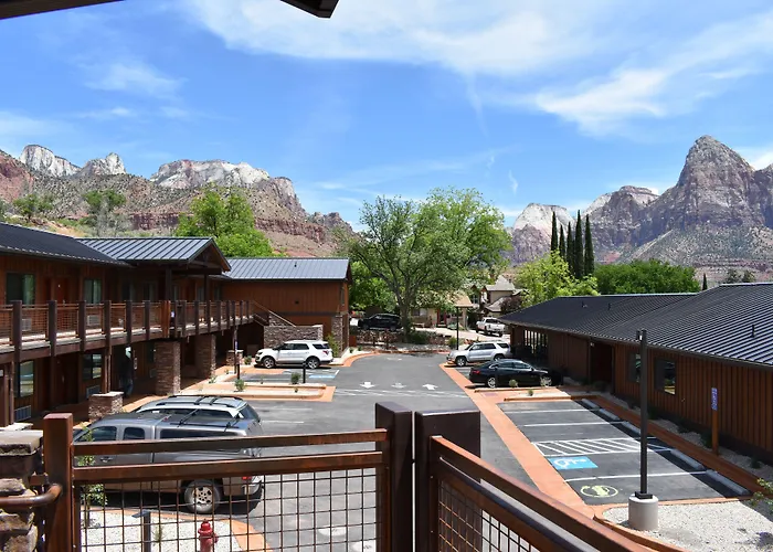 Zion Canyon Lodge