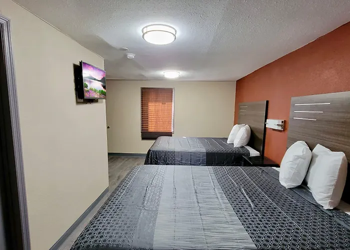 Budget Inn & Suites