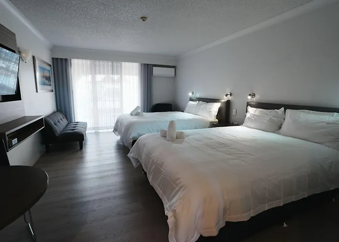 Hope Harbour Hotel