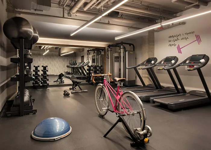 Moxy Louisville Downtown