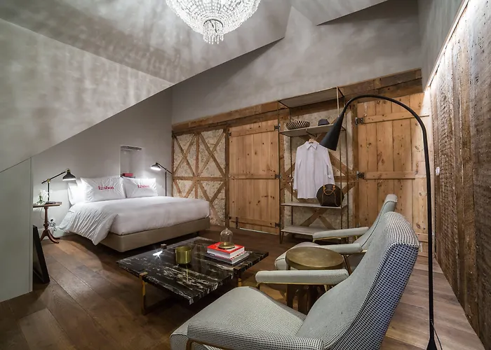 Dare Lisbon House