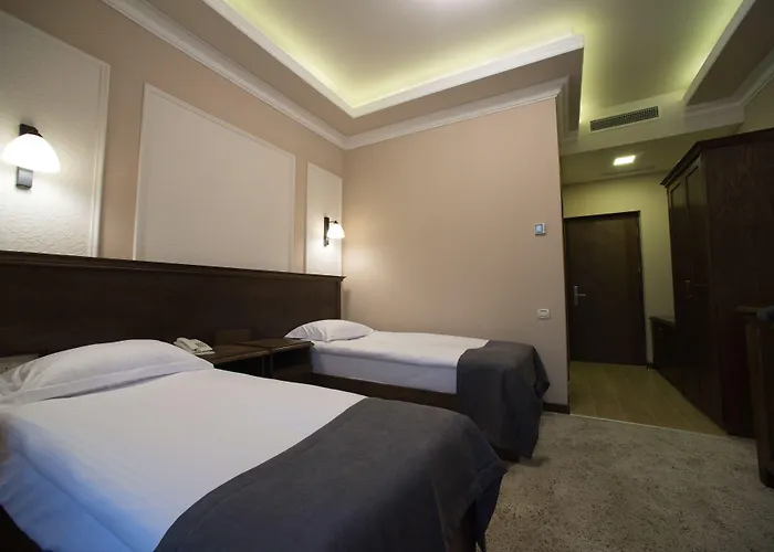 Boulevard Hotel