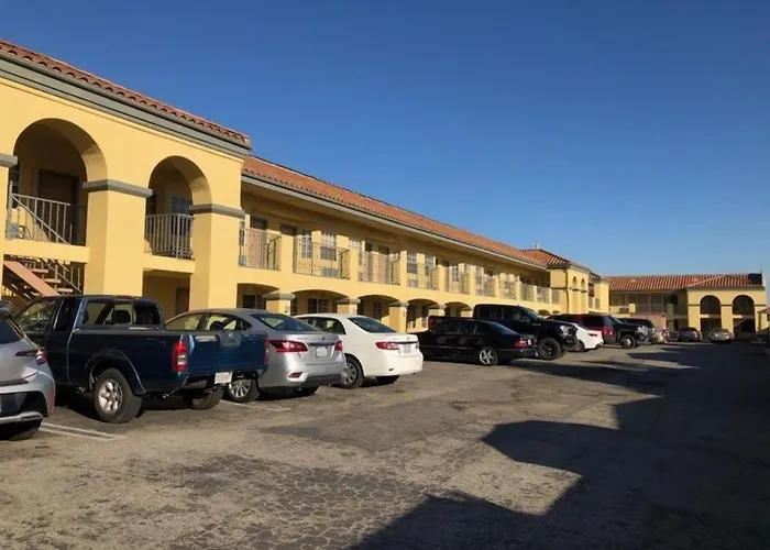 Cali Inn