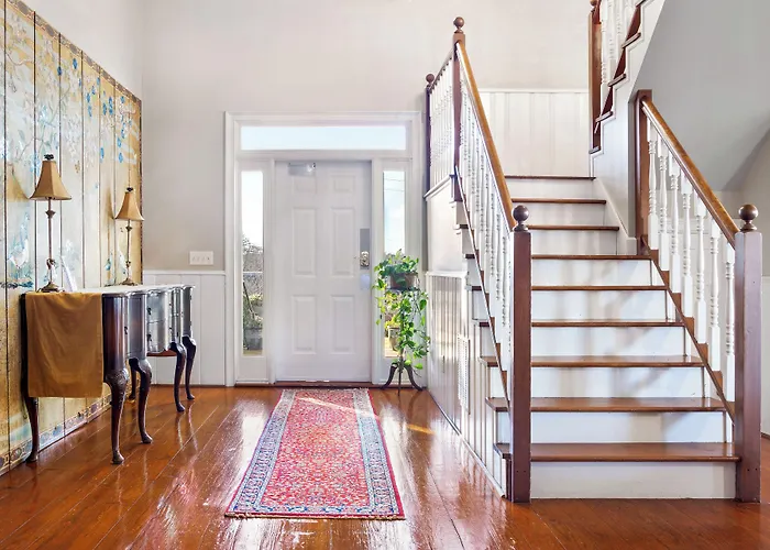 Stone Mountain Manor Bed & Breakfast