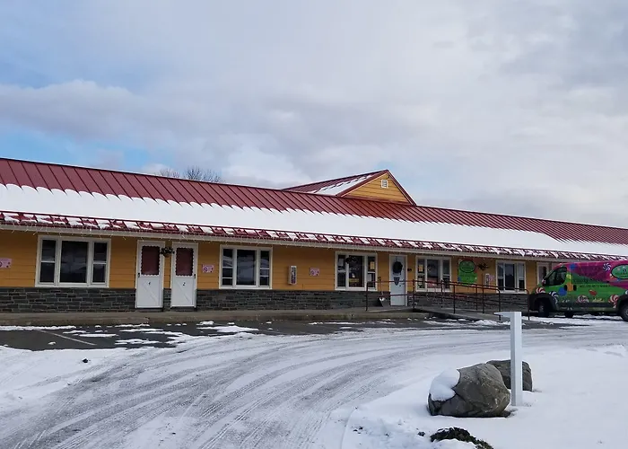 Middlebury Sweets Motel