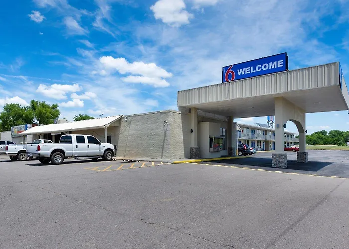 Motel 6-Van Buren, Ar I- 40
