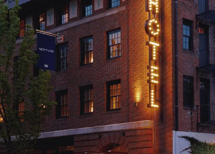 Neptune, An Ash Hotel Providence