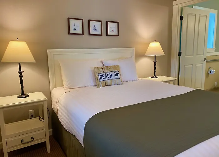 Lighthouse Inn Cannon Beach