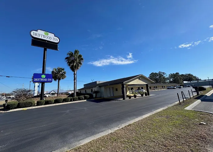 Driftwood Inn - Lake City