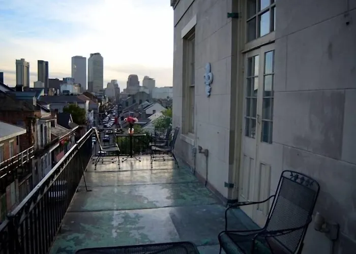 Lafitte Hotel & Bar