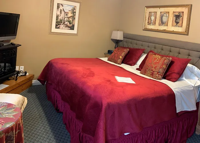 Weatherpine Inn Niagara-on-the-Lake