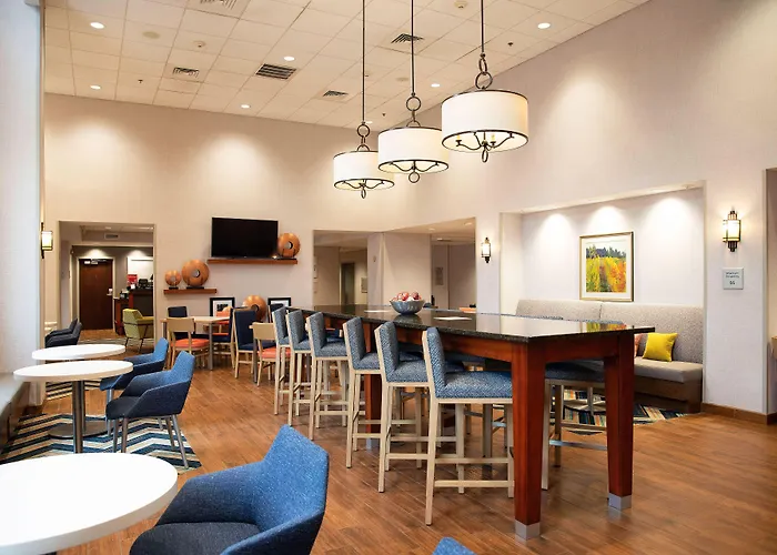 Hampton Inn & Suites Jacksonville
