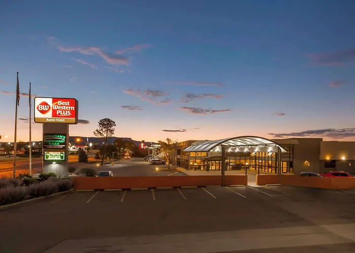 Best Western Plus Raton Hotel