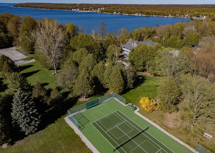 Country House Resort Sister Bay