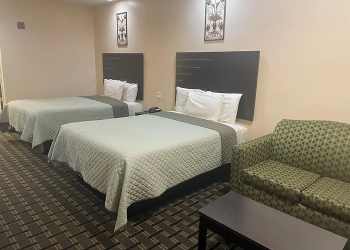 Homegate Inn & Suites West Memphis