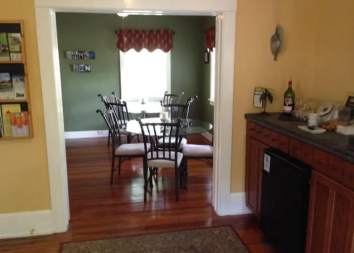 Mango Inn Bed And Breakfast Lake Worth Beach