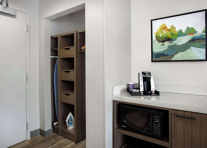 Hilton Garden Inn Omaha West
