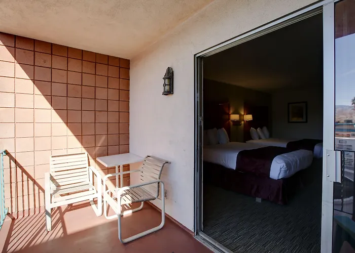 Desert Hot Springs Spa Hotel