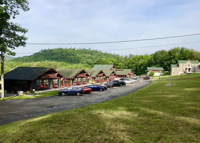 Swiss Chalets Village Inn