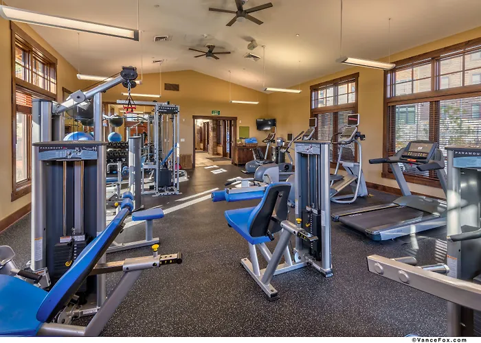 East West Hospitality At Tahoe Truckee