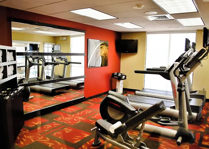 Courtyard By Marriott Salina Hotel