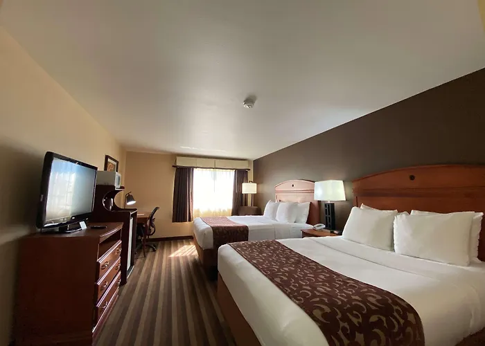 Best Western Manhattan Inn