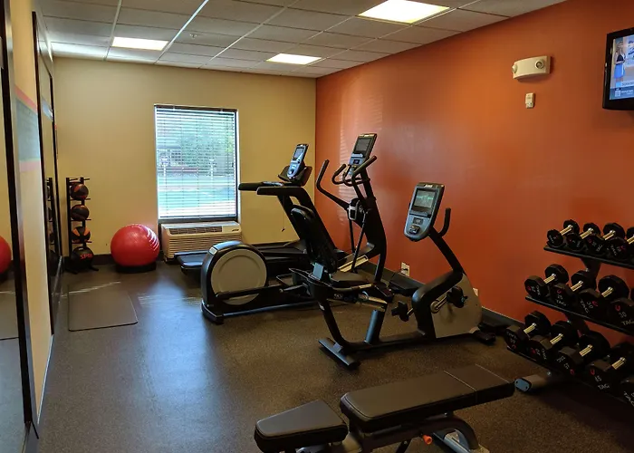Hampton Inn & Suites Cincinnati-Union Centre West Chester