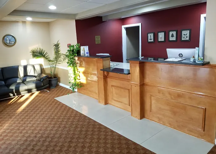 All Seasons Inn & Suites