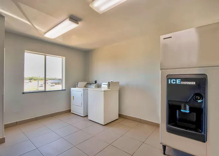 Motel 6-Harlingen, Tx