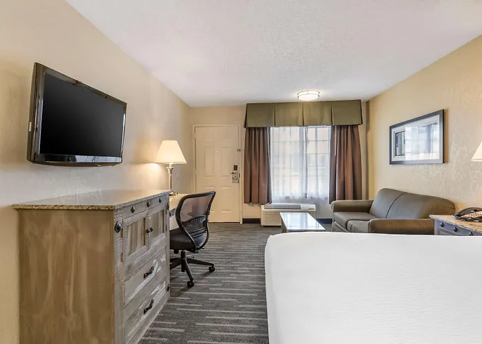 Best Western Americana Inn
