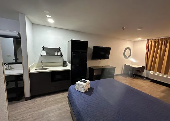 Pinetop Studio Suites