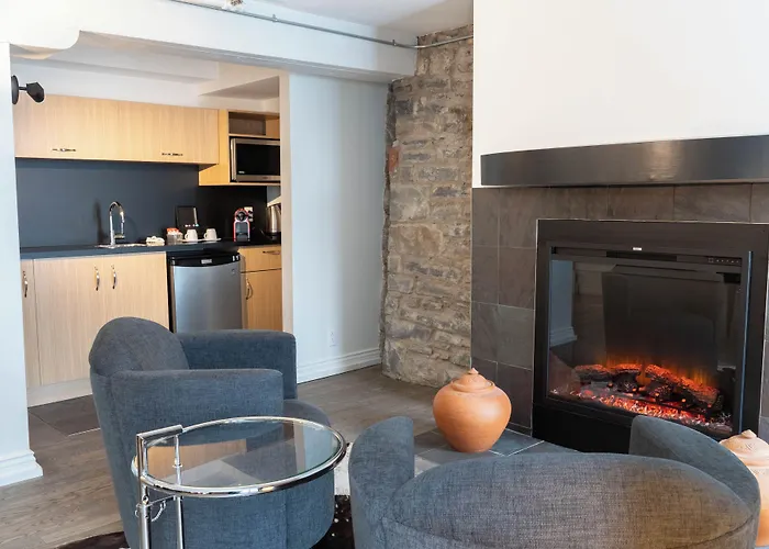 Hotel Le Priori Quebec City