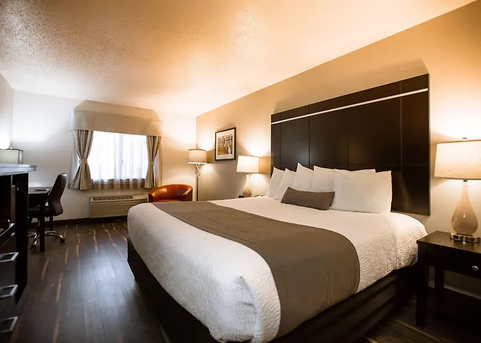 Ten Pin Inn & Suites