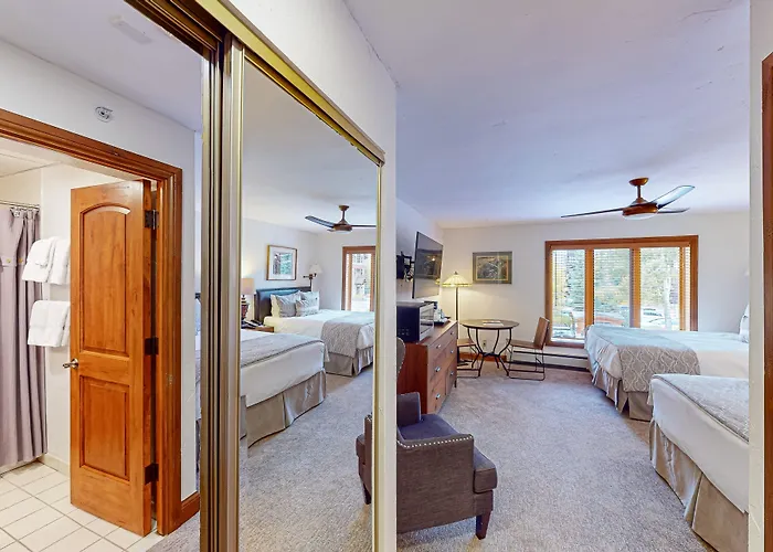 Lion Square Lodge Vail