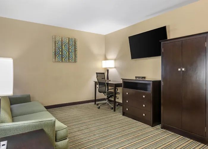 Best Western Long Beach Inn