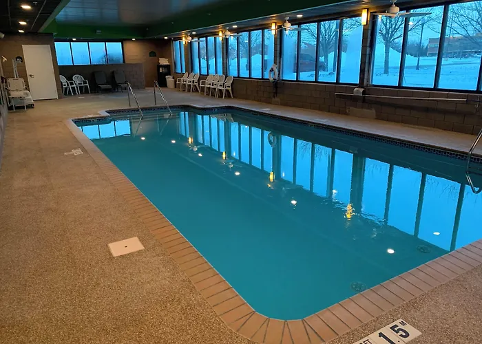 Wingate By Wyndham Fargo Hotel