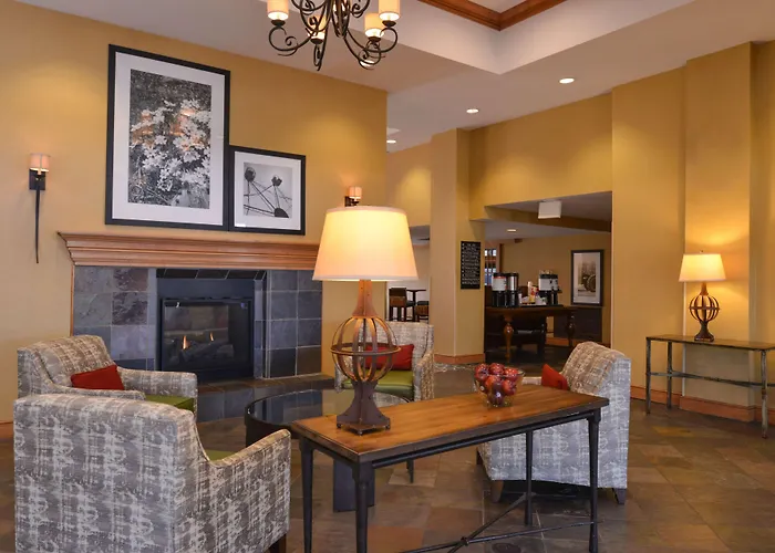 Hampton Inn & Suites Pueblo-Southgate