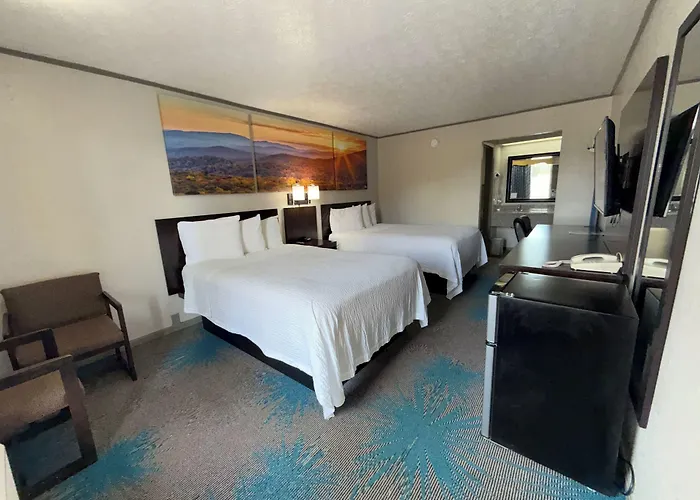 Days Inn By Wyndham Knoxville West