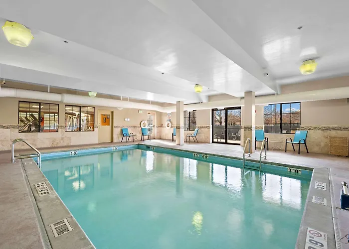 Americinn Hotel & Suites Denver International Airport
