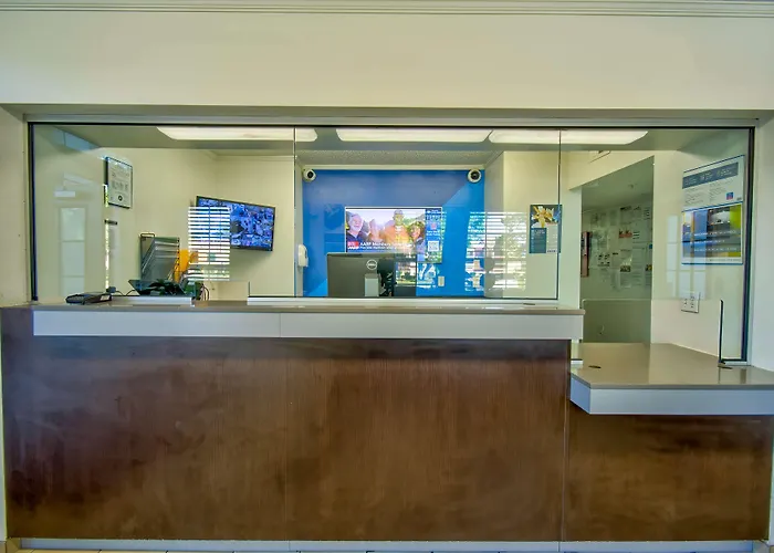 Studio 6-Phoenix, Az - Deer Valley