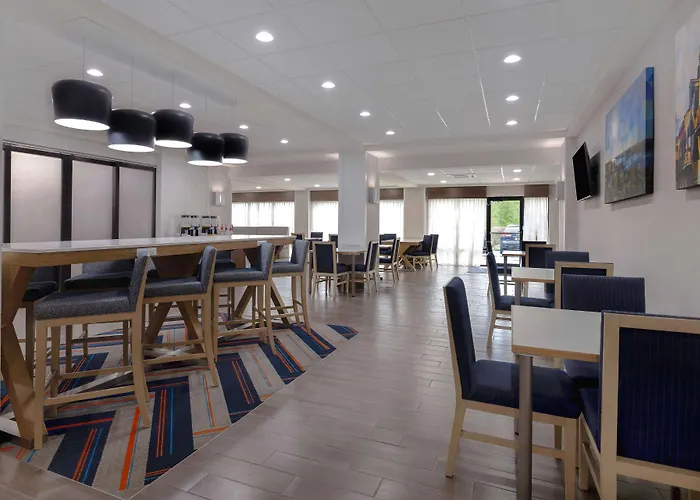 Hampton Inn Natchitoches Shamard Heights