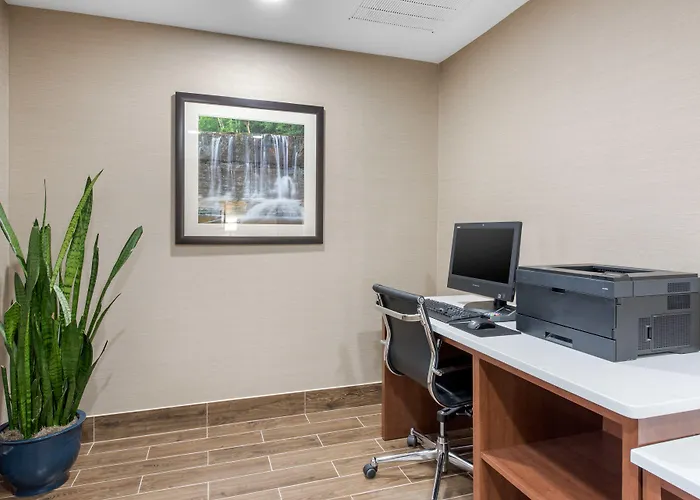 Comfort Suites Lafayette University Area
