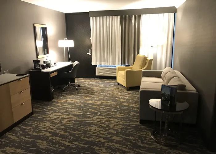 Wyndham Lancaster Resort And Convention Center