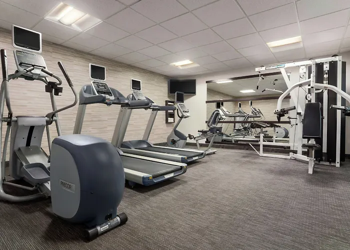 Courtyard By Marriott Springfield Hotel
